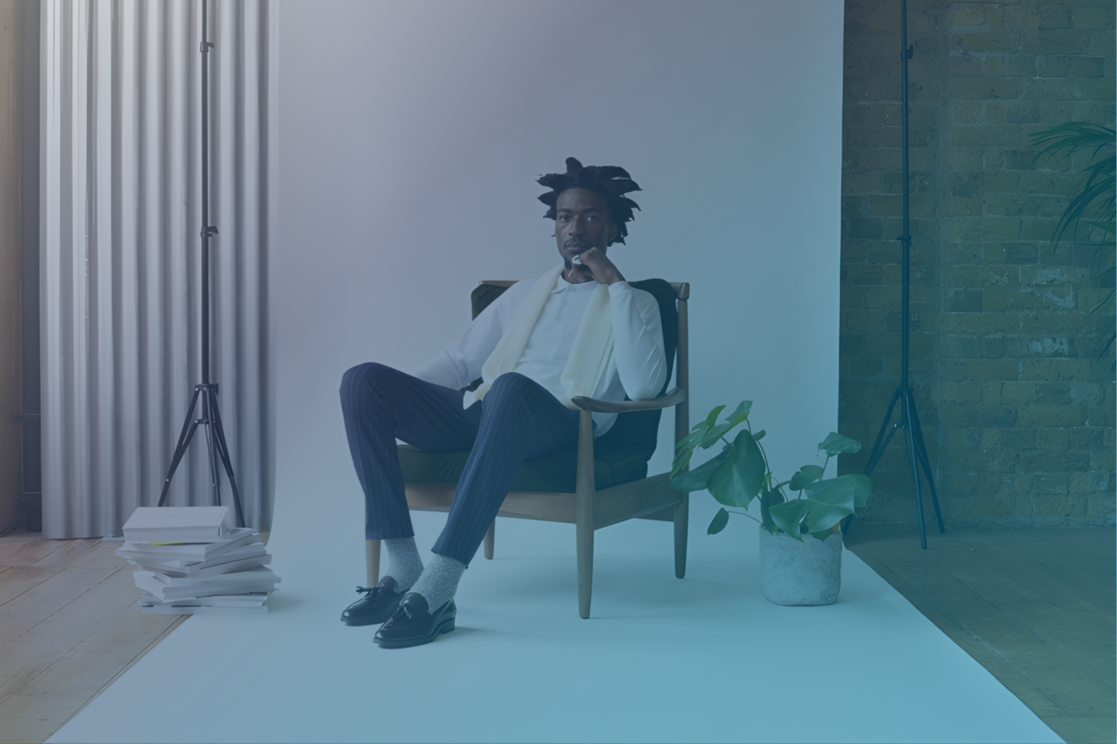 The idle man works with Dream Agility